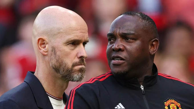 Ten Hag lên tiếng đáp trả trợ lý cũ Benni McCarthy